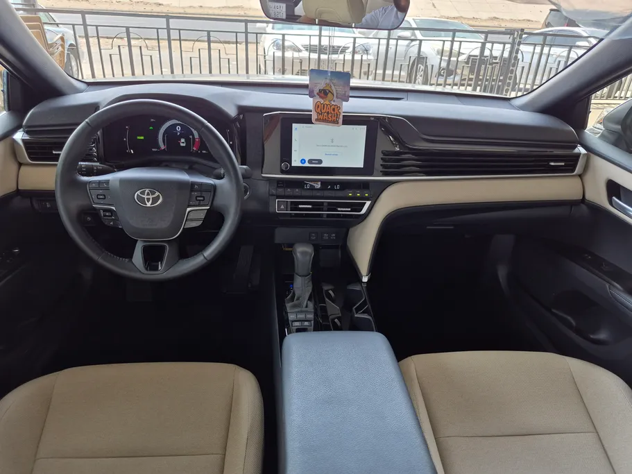 2025 Toyota Camry  LE HEV 