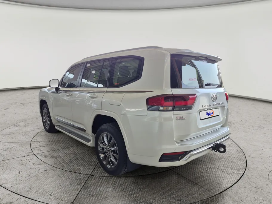 2023 Toyota Land Cruiser GXR 