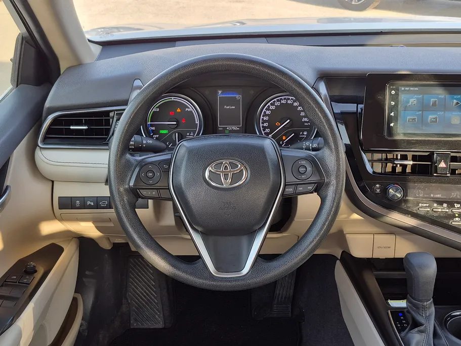 2023 Toyota Camry  LE HEV 