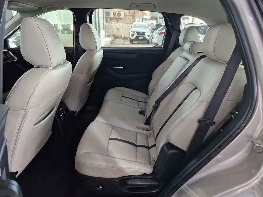2024 Mazda CX90 Core  