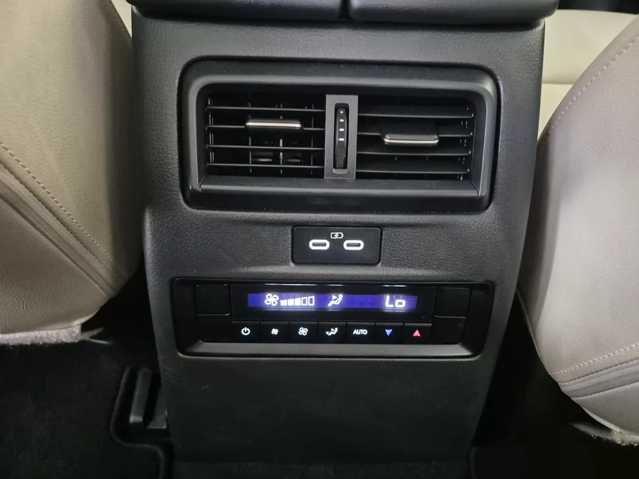 2024 Mazda CX90 Core  