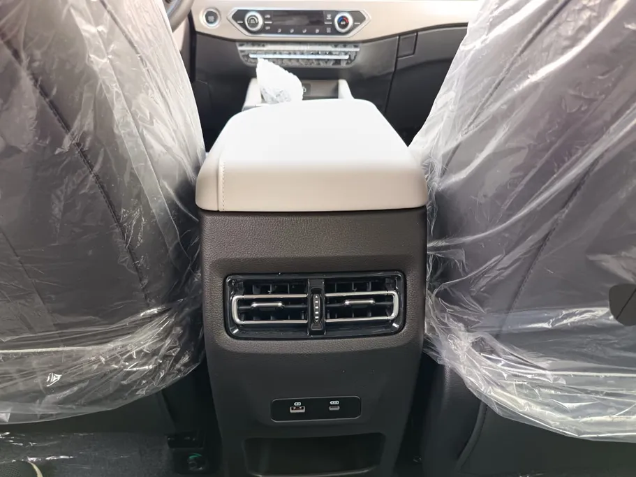 2026 Jetour X70 Luxury 