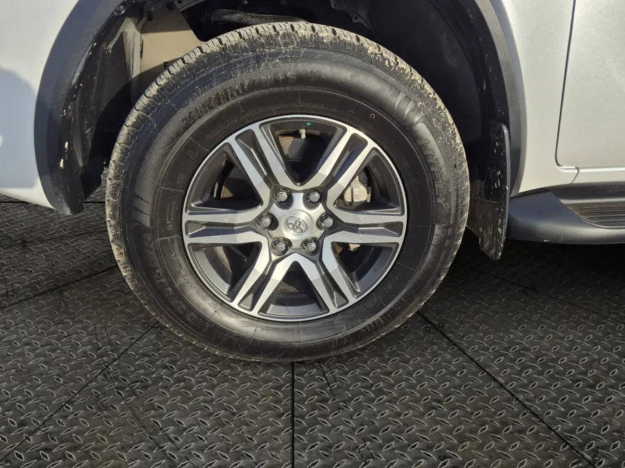 2024 Toyota Fortuner GX2 4x4 