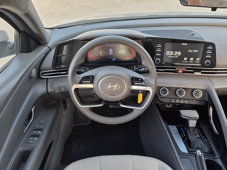 2024 Hyundai Elantra Fleet 