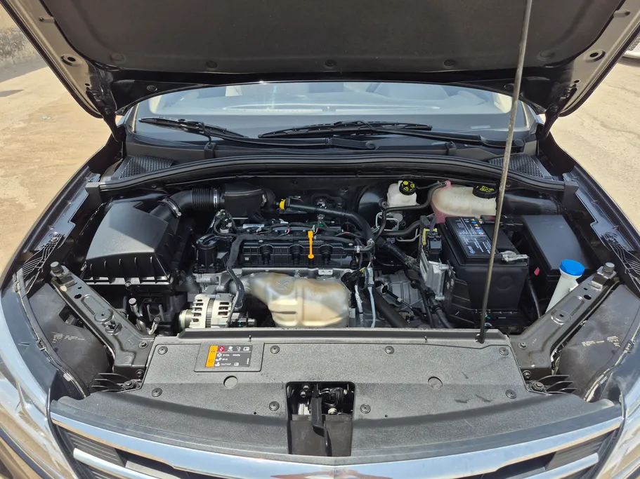 2025 MG 5 STD 