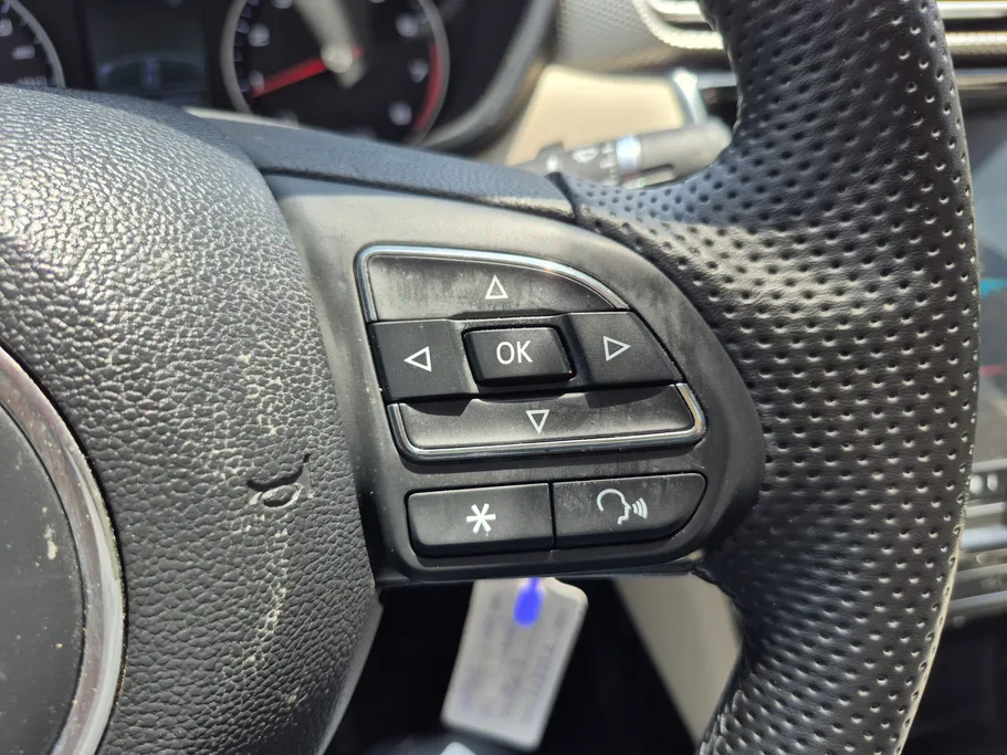 2025 MG 5 STD 