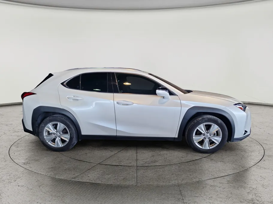 2023 Lexus UX 200 
