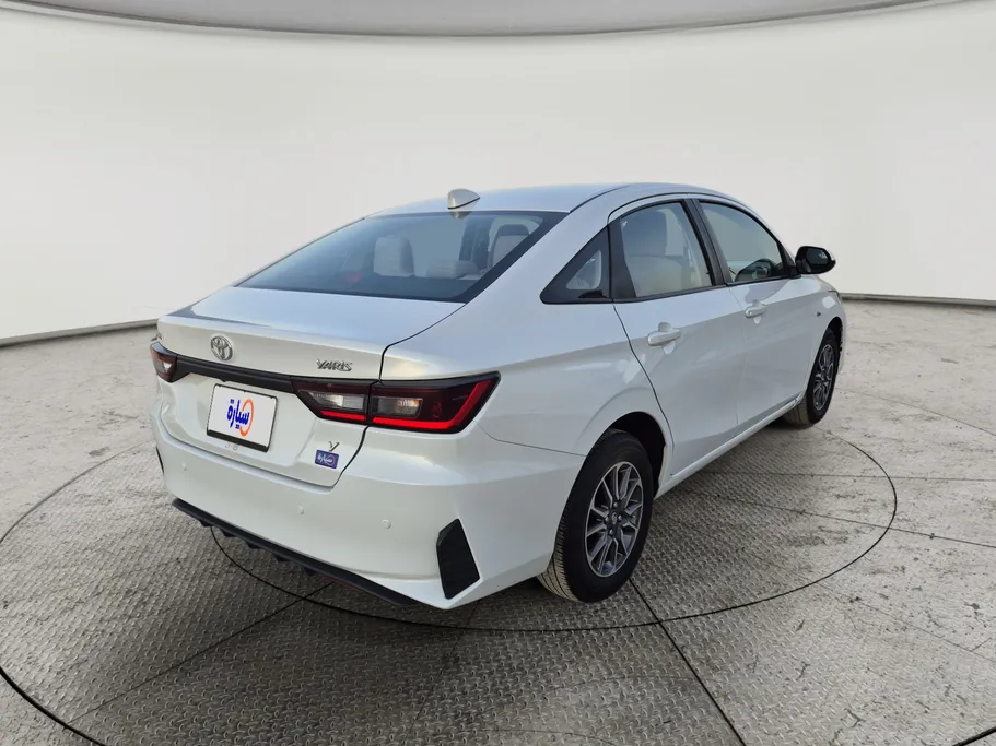 2024 Toyota Yaris  Y 