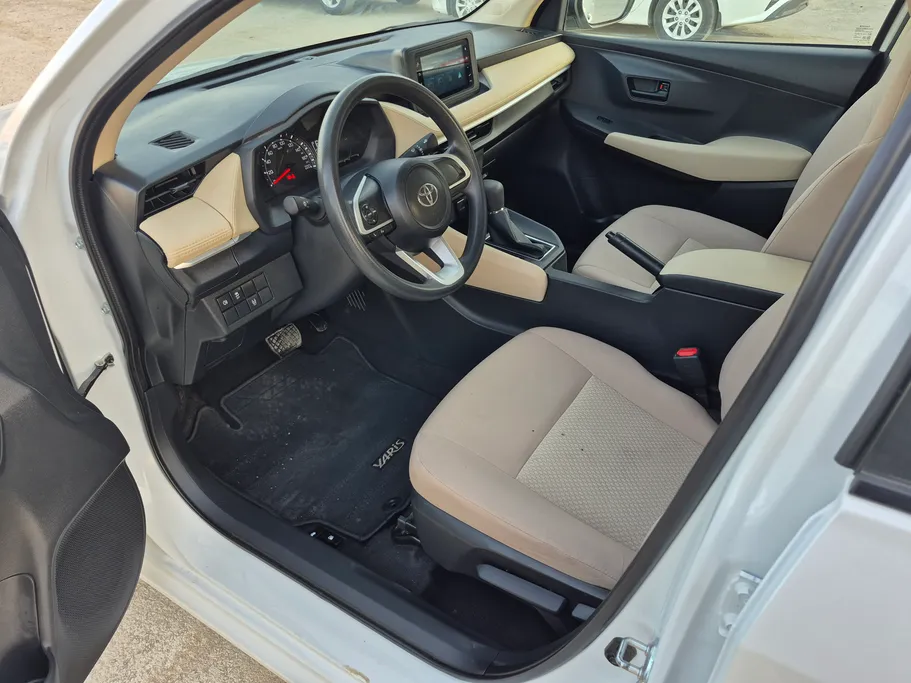 2024 Toyota Yaris  Y 