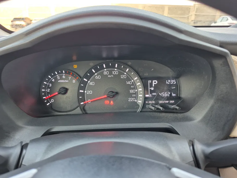 2024 Toyota Yaris  Y 