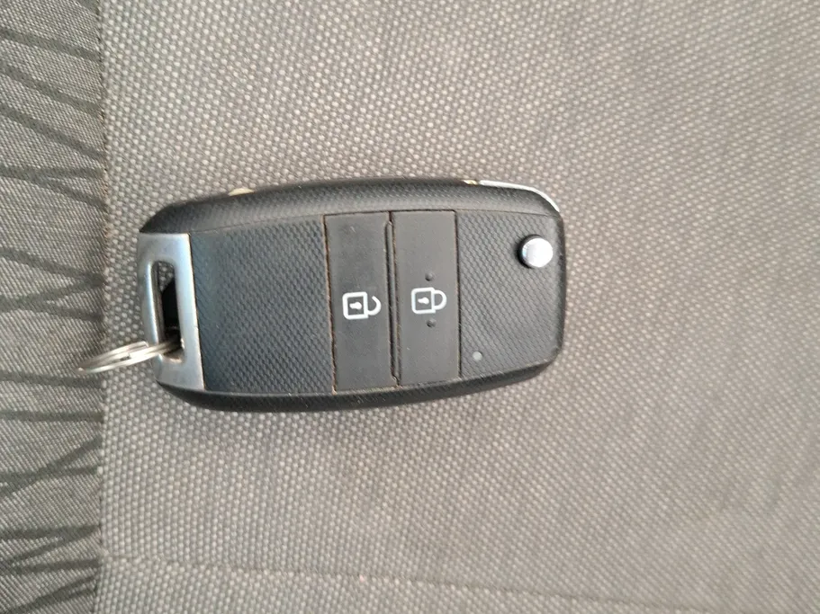 2023 Kia Pegas LX 