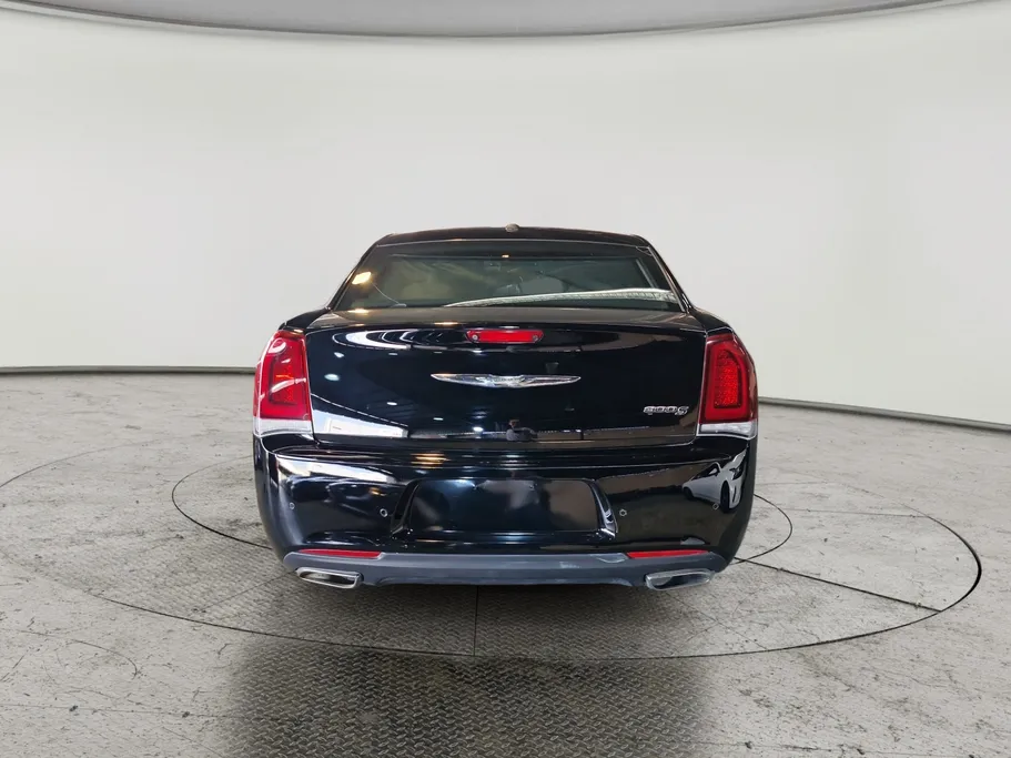 2021 Chrysler 300 S 
