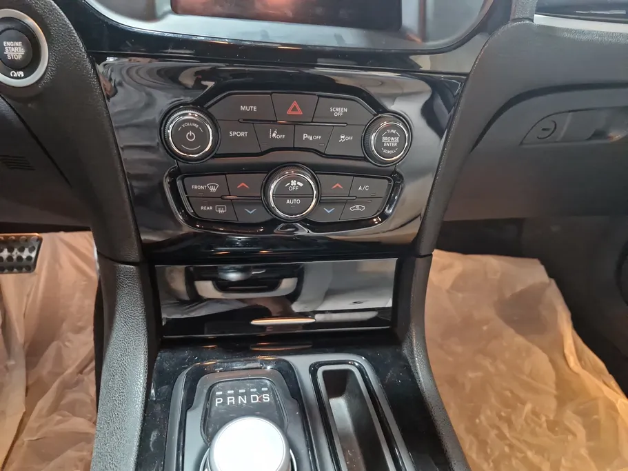 كرايسلر 300 S 2021 