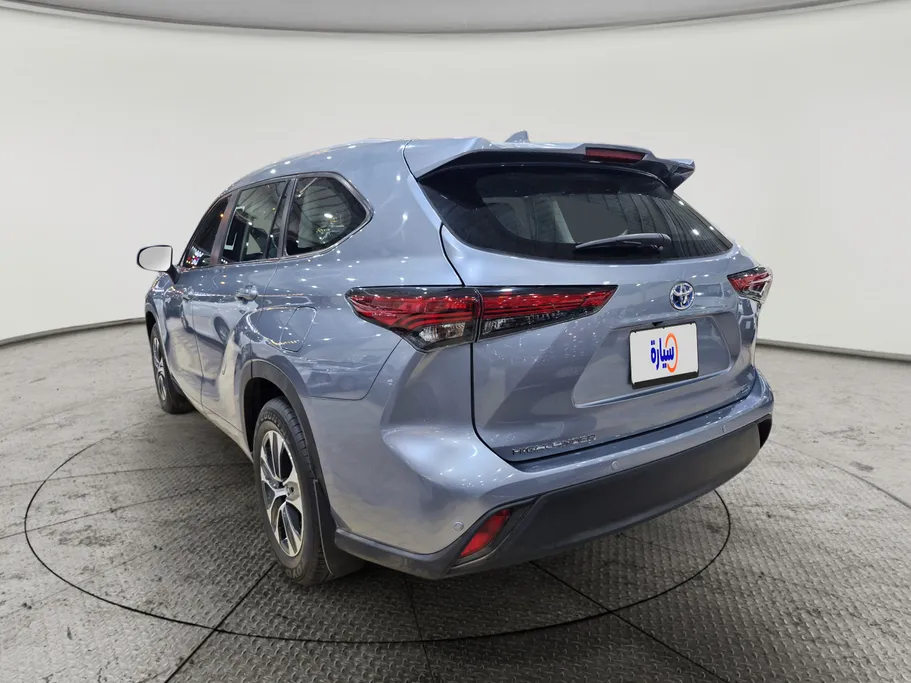 2023 Toyota Highlander GLE 
