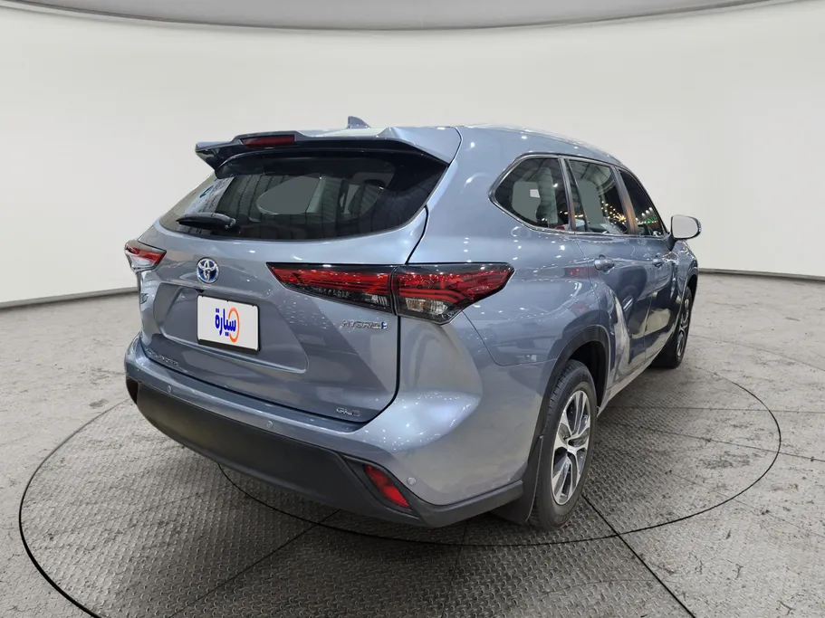 2023 Toyota Highlander GLE 