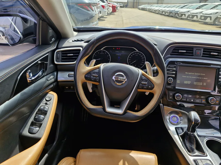 2018 Nissan Maxima SR 