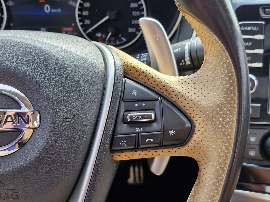 2018 Nissan Maxima SR 