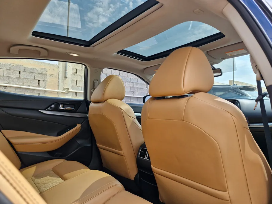 2018 Nissan Maxima SR 