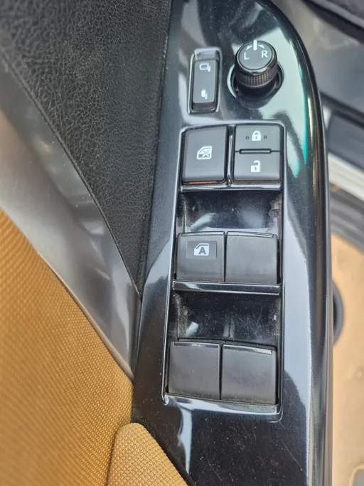 2023 Toyota Fortuner VX 