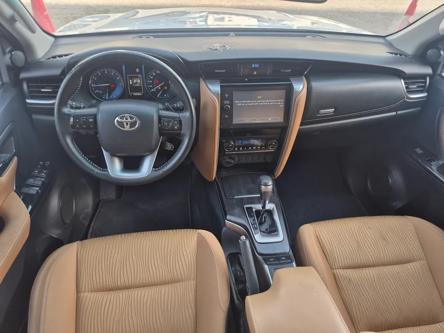 2023 Toyota Fortuner VX 
