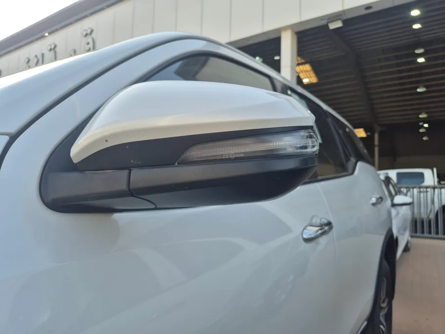 2023 Toyota Fortuner VX 