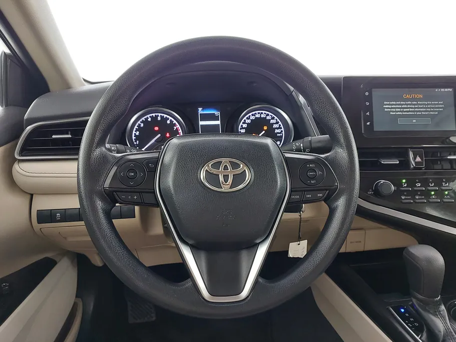 2022 Toyota Camry  LE 