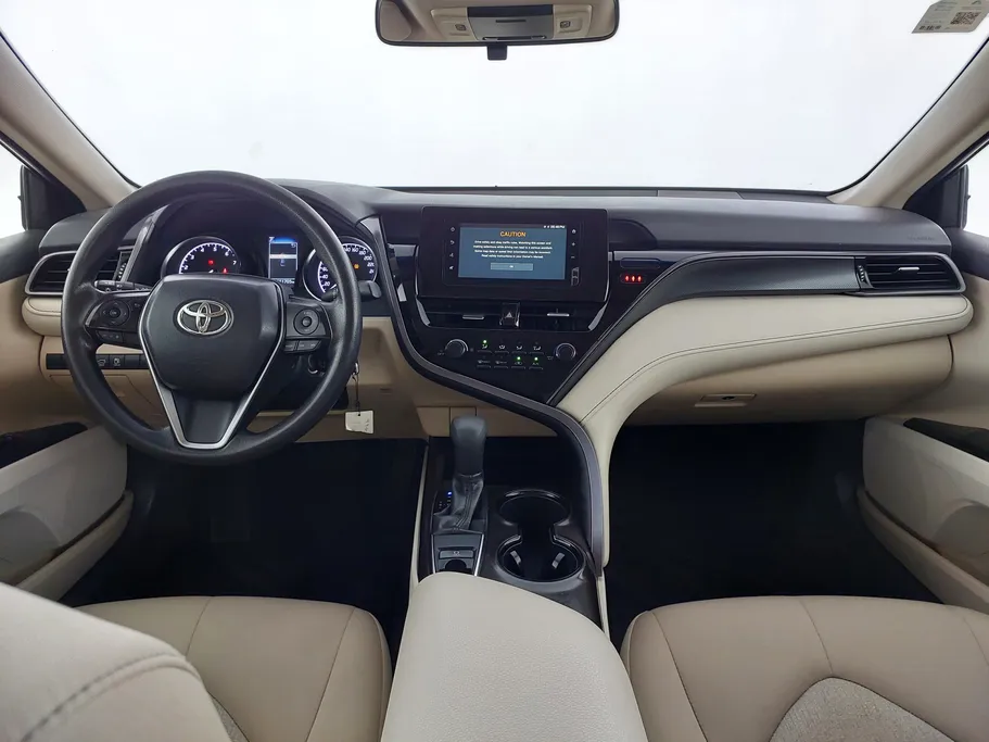 2022 Toyota Camry  LE 
