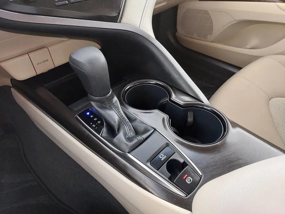 2022 Toyota Camry  LE 