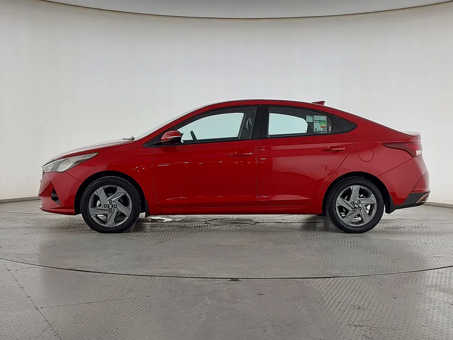2021 Hyundai Accent Mid 