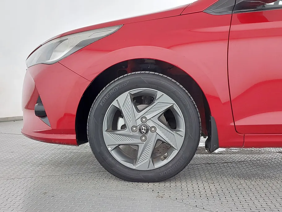 2021 Hyundai Accent Mid 