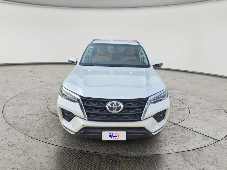 2023 Toyota Fortuner VX 