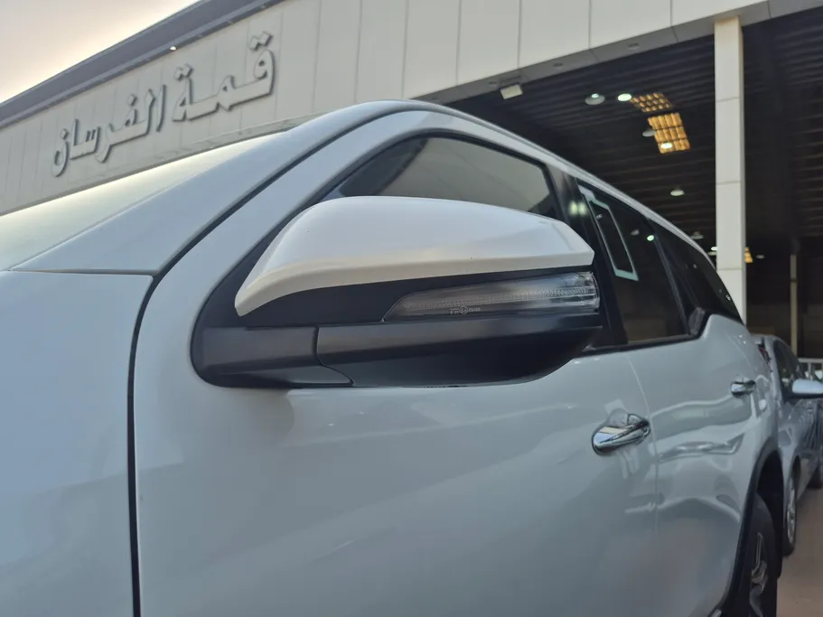 2023 Toyota Fortuner VX 