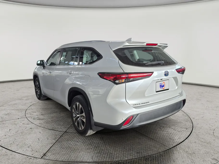 تويوتا هايلاندر GLE 2023 