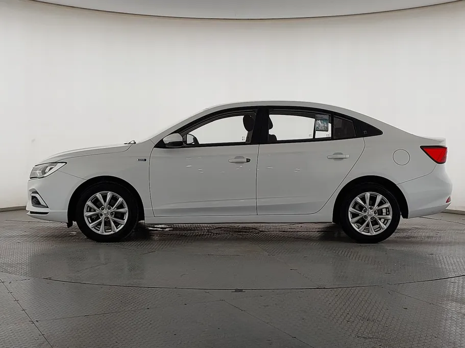 2023 MG 5 STD 