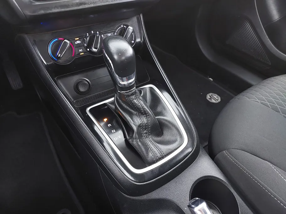 2023 MG 5 STD 