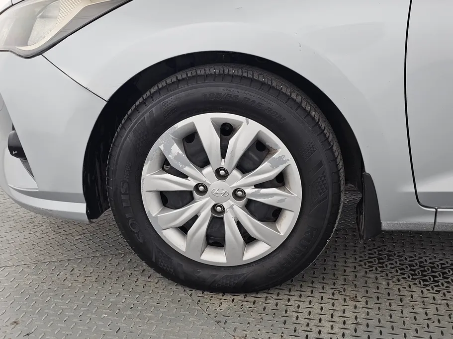 2022 Hyundai Accent Smart 