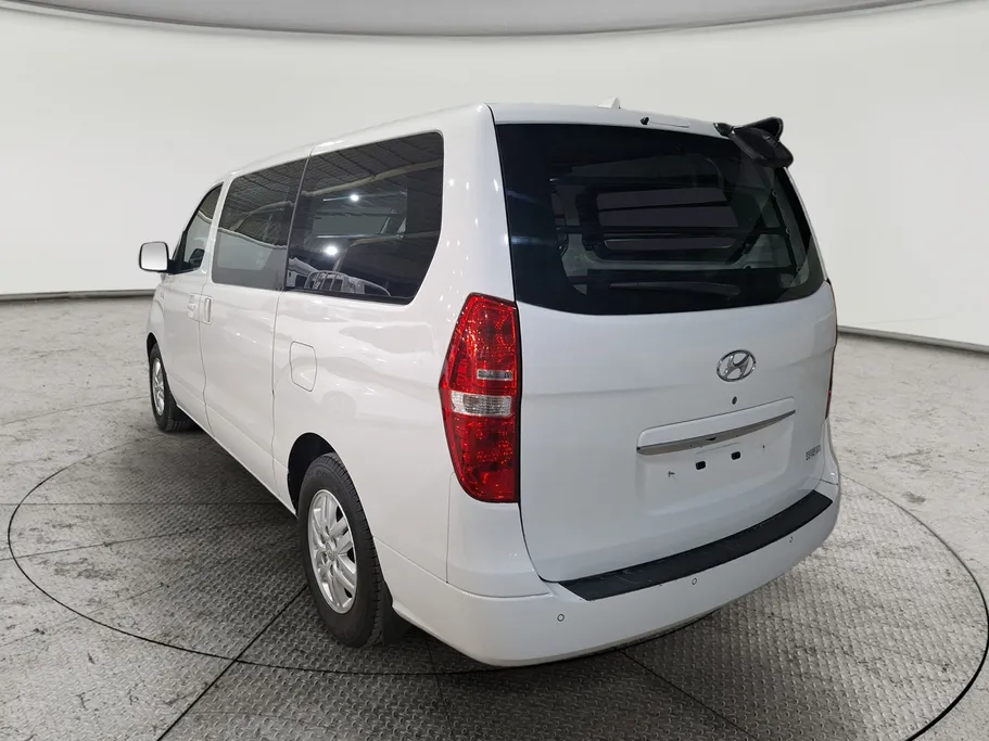 2021 Hyundai Grand Starex cargo 