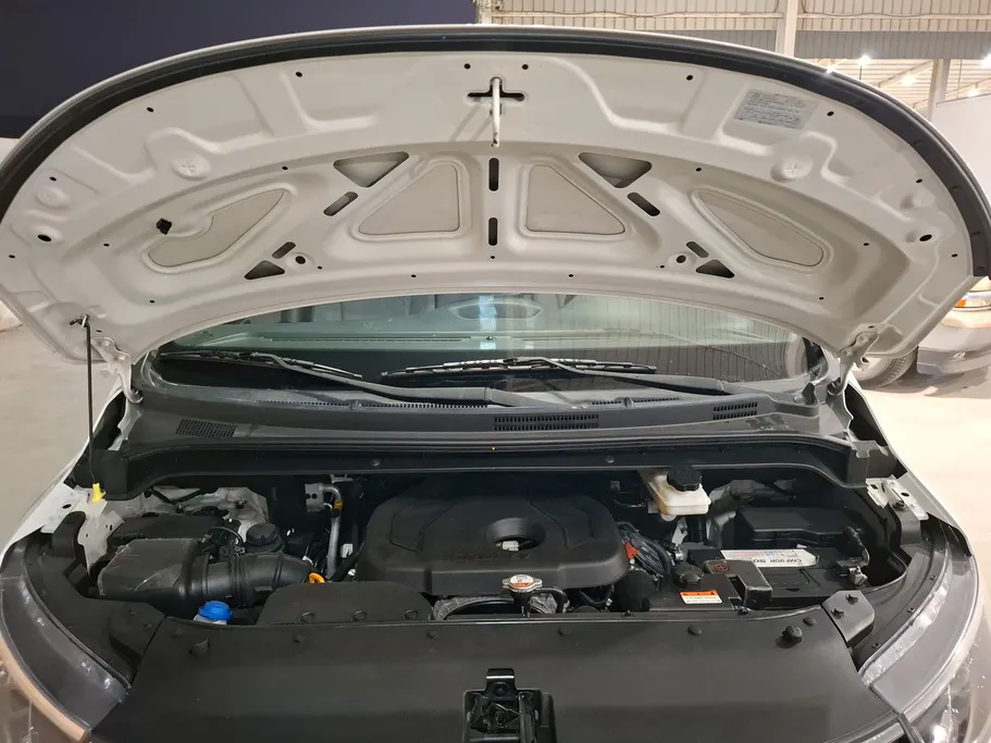 2021 Hyundai Grand Starex cargo 