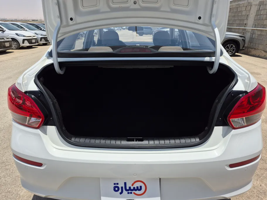 2024 Kia Pegas GL 