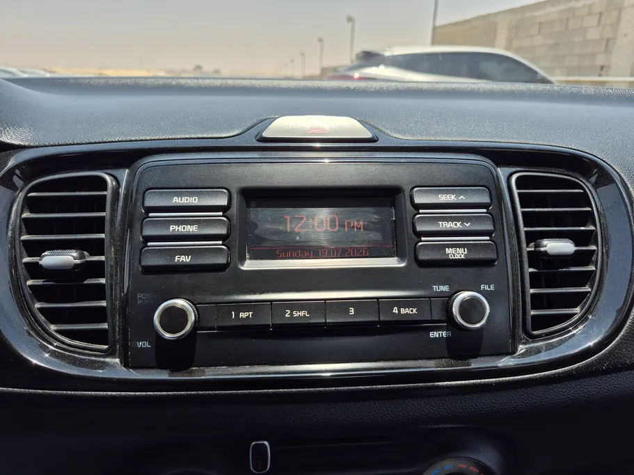 2024 Kia Pegas GL 