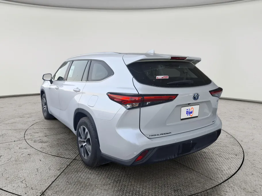 2023 Toyota Highlander GLE 