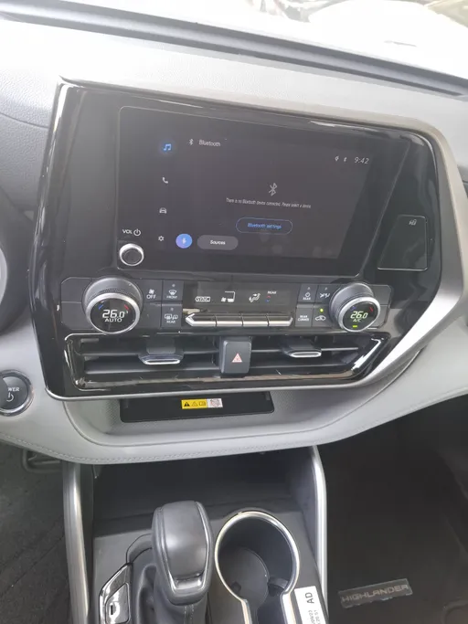 2023 Toyota Highlander GLE 