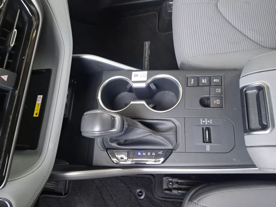 2023 Toyota Highlander GLE 