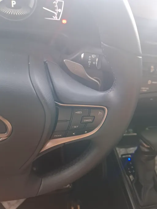 2025 Lexus ES 300 H 