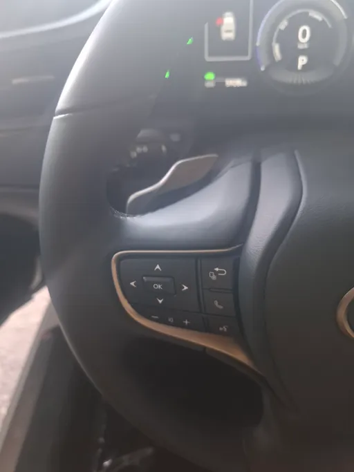 2025 Lexus ES 300 H 