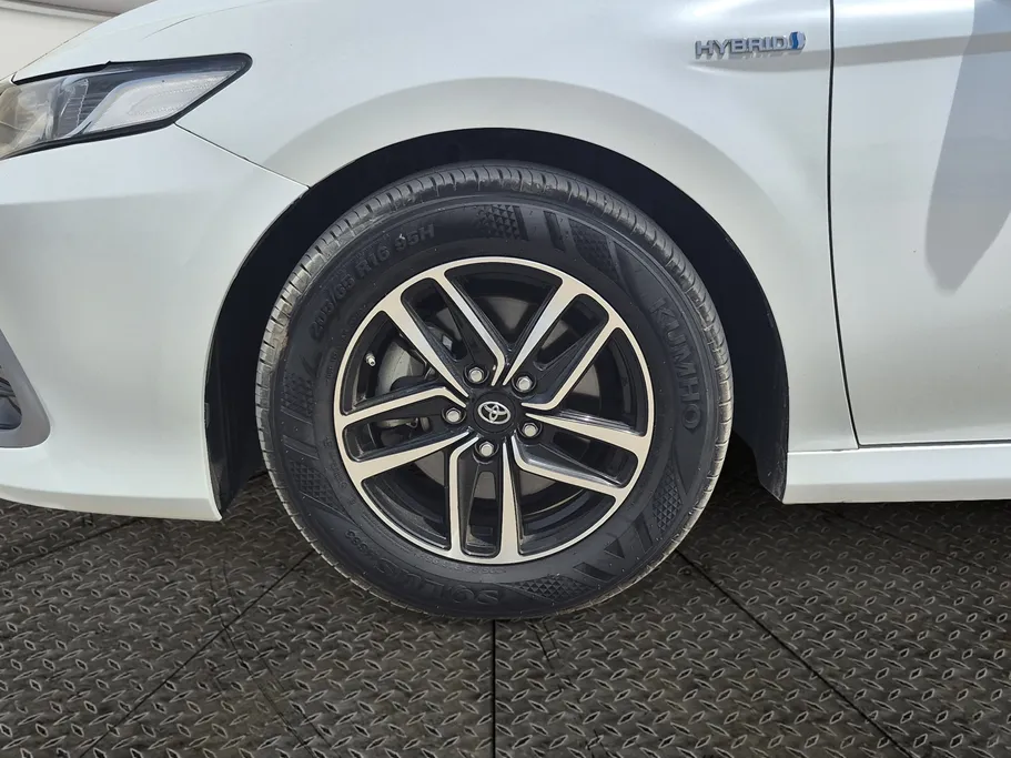 2023 Toyota Camry  LE HEV 