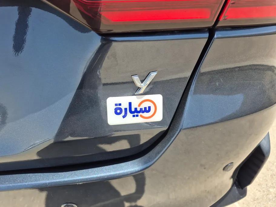 تويوتا يارس Y 2024 