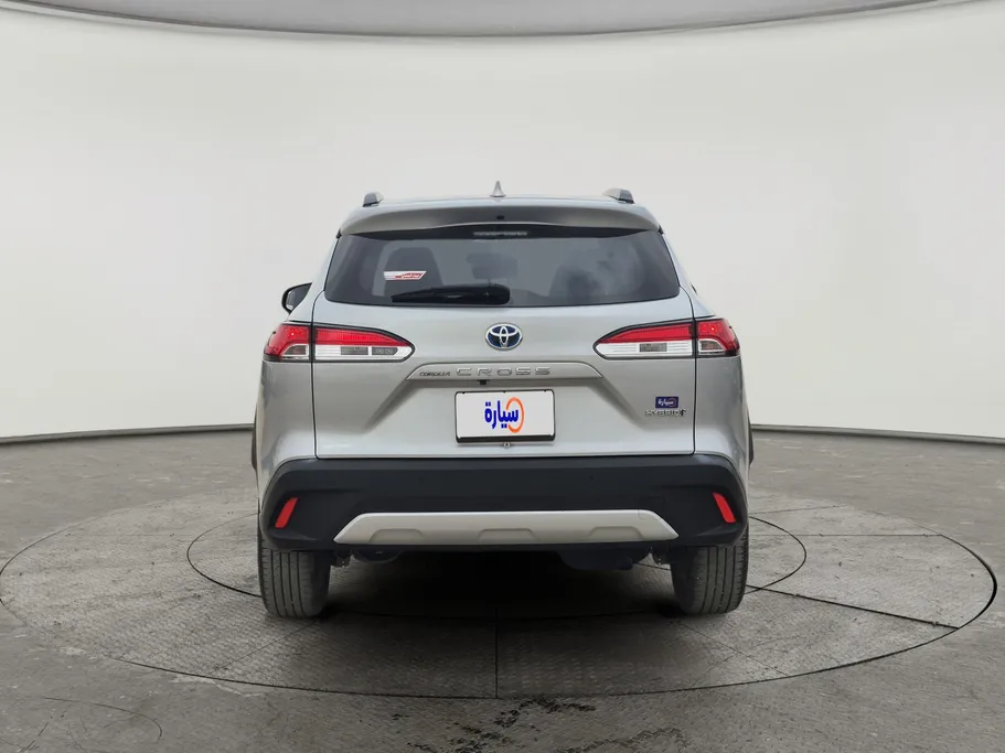 2024 Toyota Corolla Cross XLE HEV 