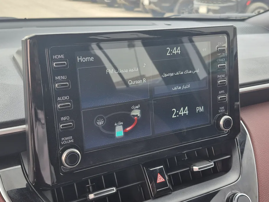 2024 Toyota Corolla Cross XLE HEV 