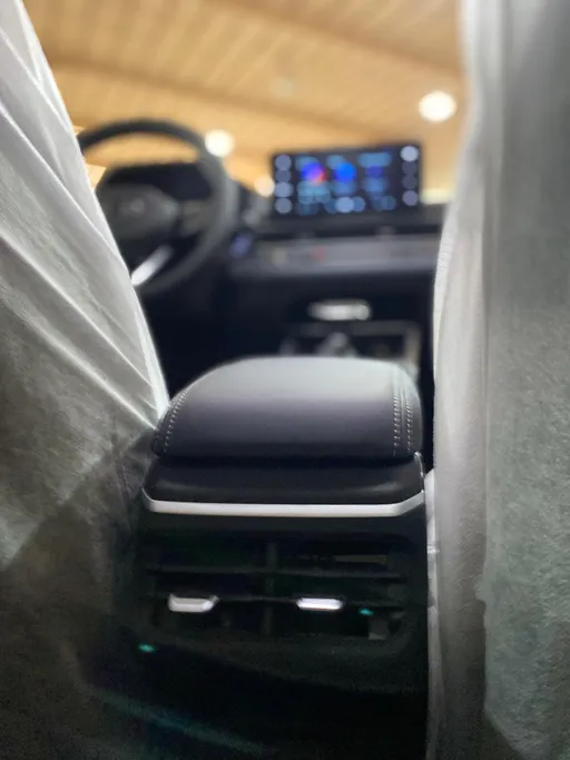 جيلي امجراند GS 2027 